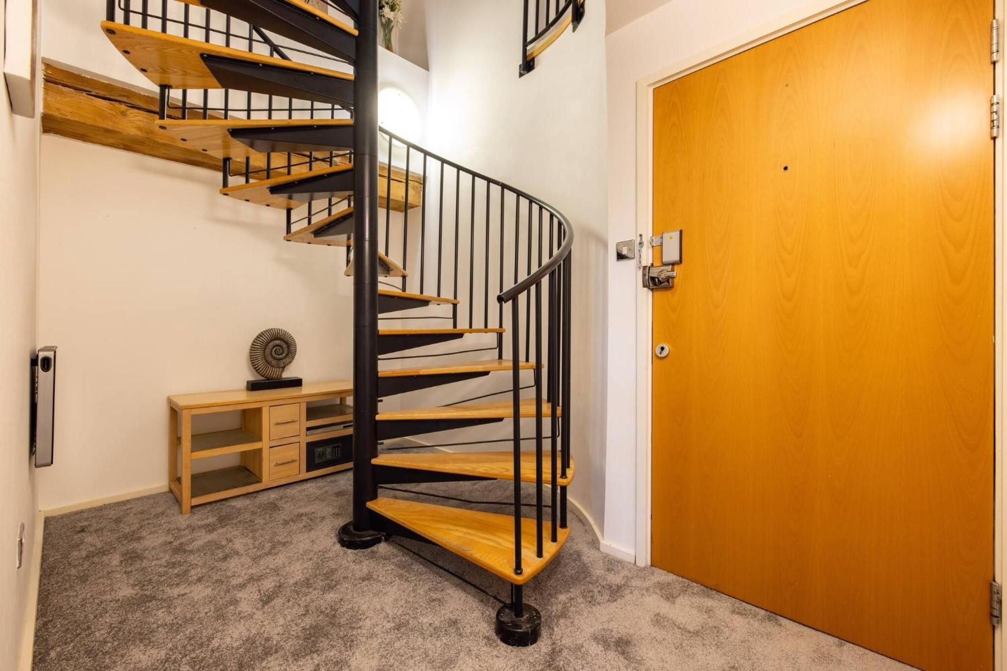 Wild Roses Serviced Apartments - Excel Warehouse 2 London Ngoại thất bức ảnh