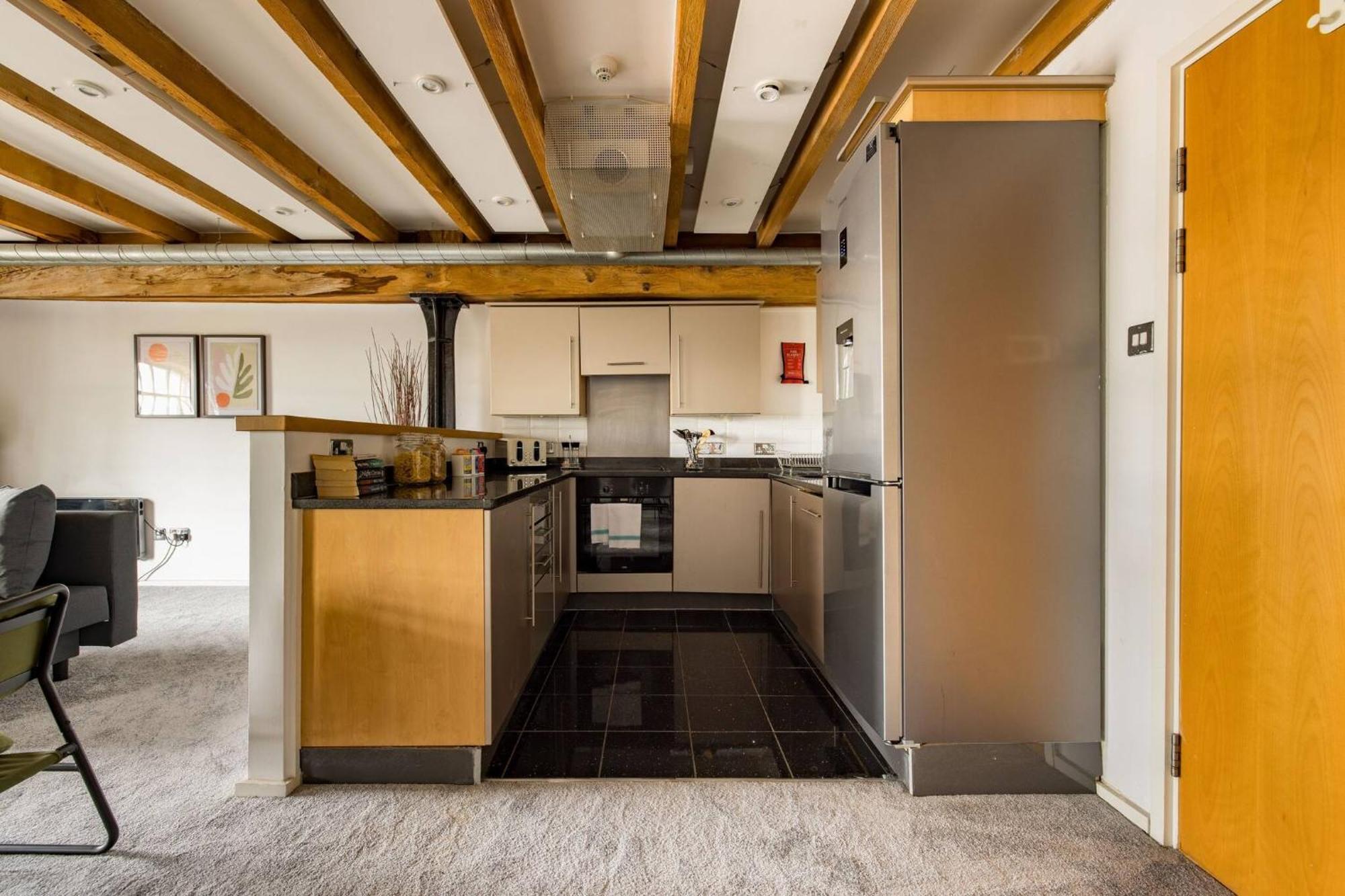 Wild Roses Serviced Apartments - Excel Warehouse 2 London Ngoại thất bức ảnh